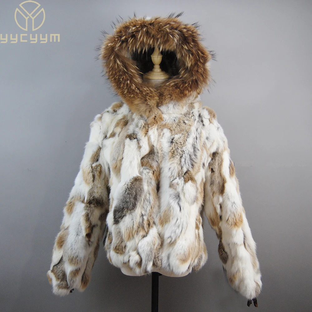 2024 Russian Women Real Rabbit Fur Coats Winter Warm 100 Natural Jacket Lady With Raccoon Hooded Outerwear 250113Z