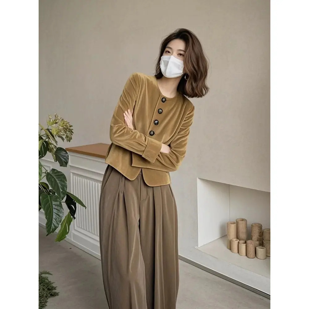 Melad Coffee Color Single Breasted Velvet Jacket with a High-end Feel Light Mature Style Versatile Cool Stylish Autumn Jacket 250113