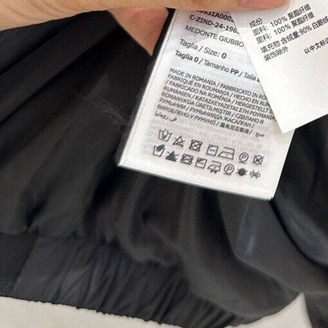 2024 New Fashion Winter Keep Warm 90% White Goose Down Coat Women Hooded Stripes Quilting Loose Bread Style Streetwear Jacket