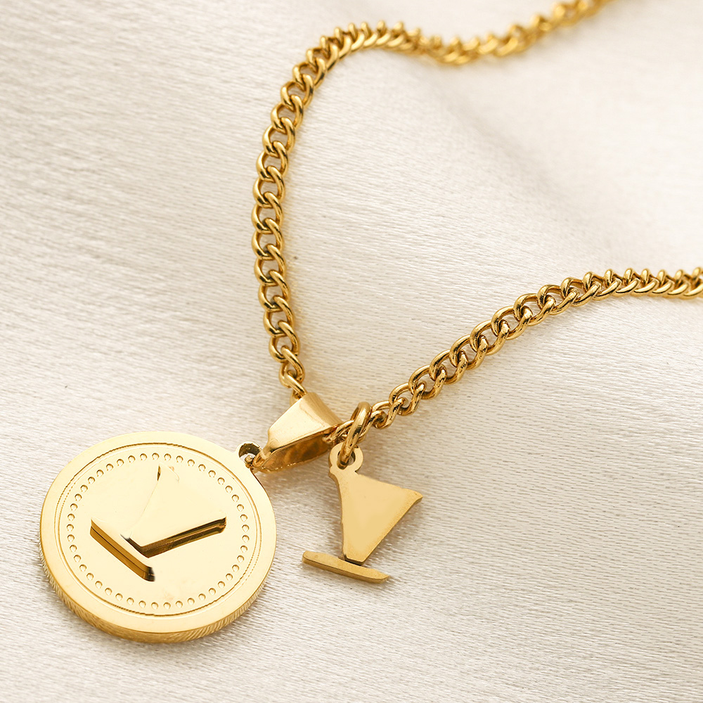 Classics Pendants Necklaces Extravagant Geometry Stainless Steel Geometry Fashion Choker Pendant Necklace Link Chain Jewelry Accessories Christmas Gif