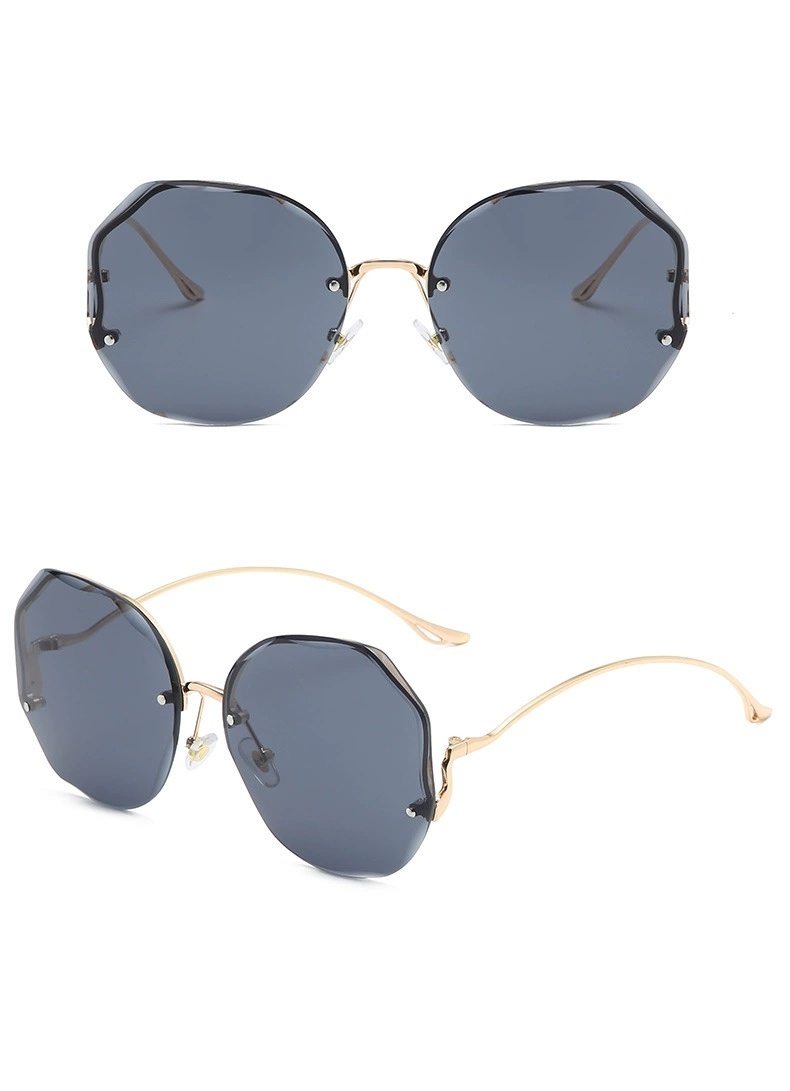Designer Sunglasses For Women Men Vintage Style Unisex Sunglasses Fashion Classic Sunglasses Luxury Polarized Pilot PC Frame Oversized UV400 Eyewear
