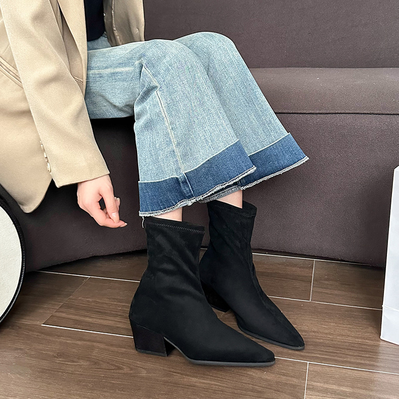 Women Boots Fashion High Chunky Heel Simple Design hot Triple Black Beige Brown Free shipping