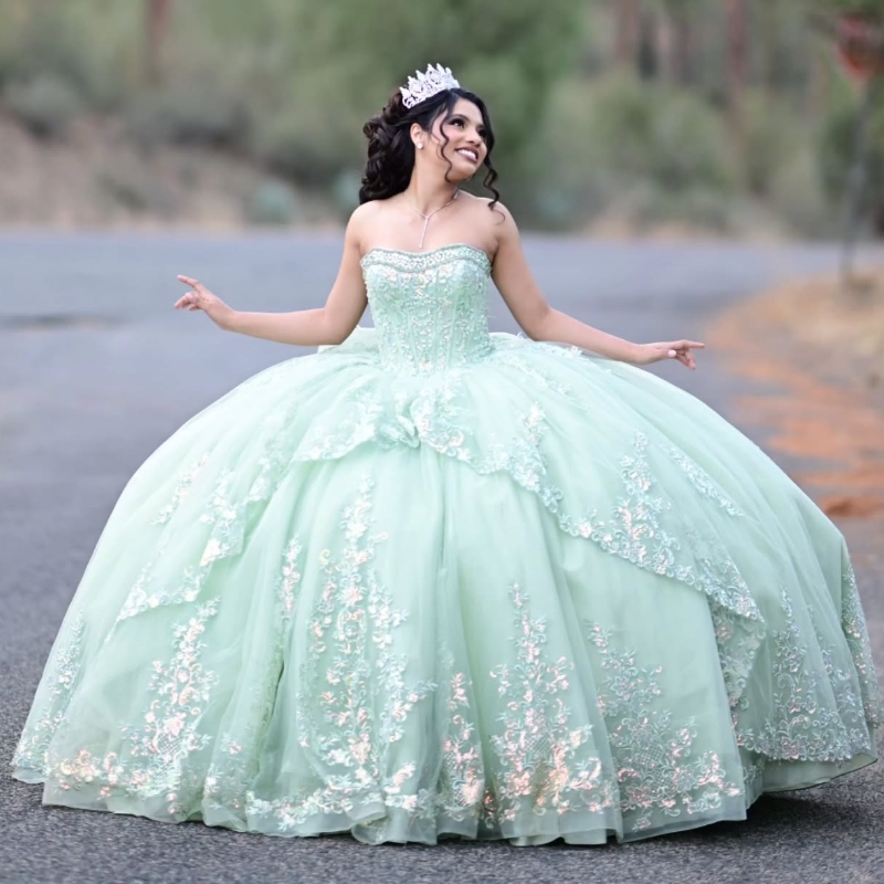 Light Green Quinceanera Dresses Ball Gown Off Shoulder Appliques Lace Beading Crystal Tull Birthday Payty Sweet 16 Dress Vestidos De 15 Anos