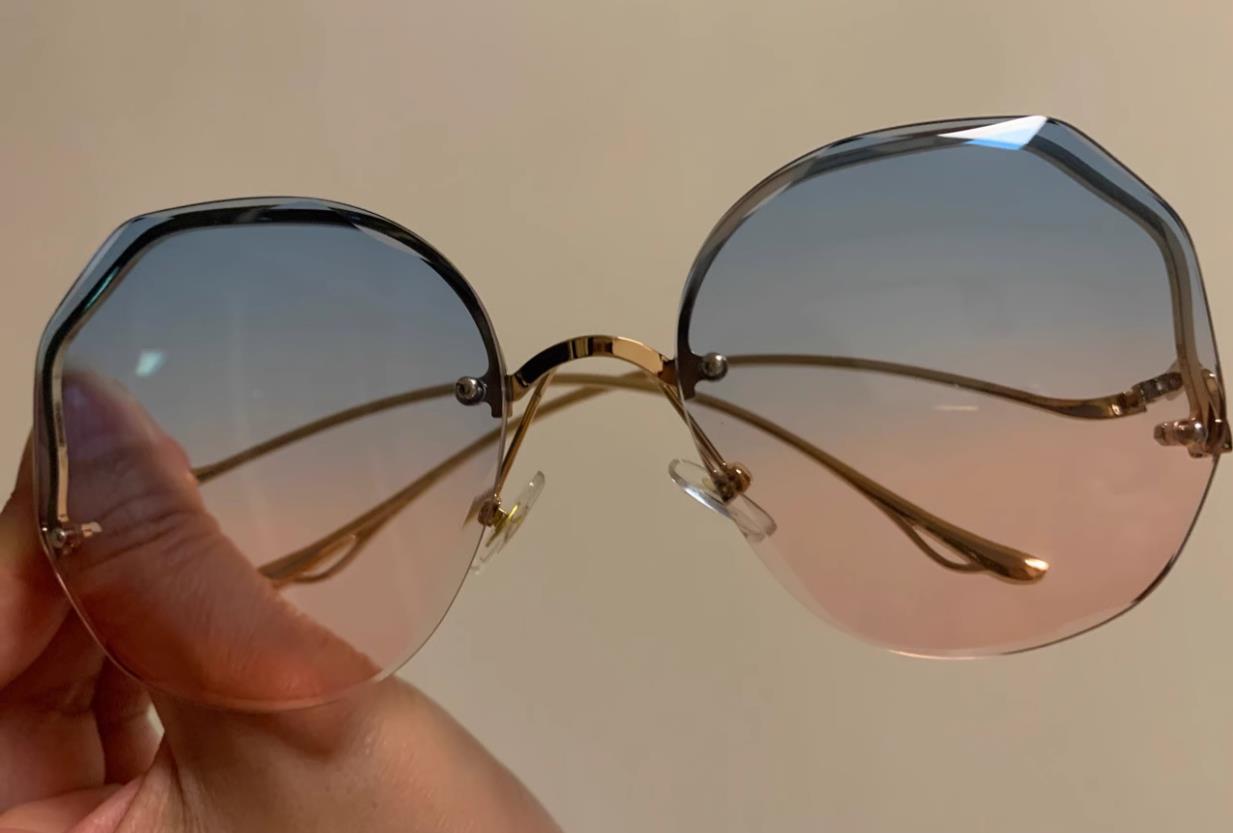 Designer Sunglasses For Women Men Vintage Style Unisex Sunglasses Fashion Classic Sunglasses Luxury Polarized Pilot PC Frame Oversized UV400 Eyewear