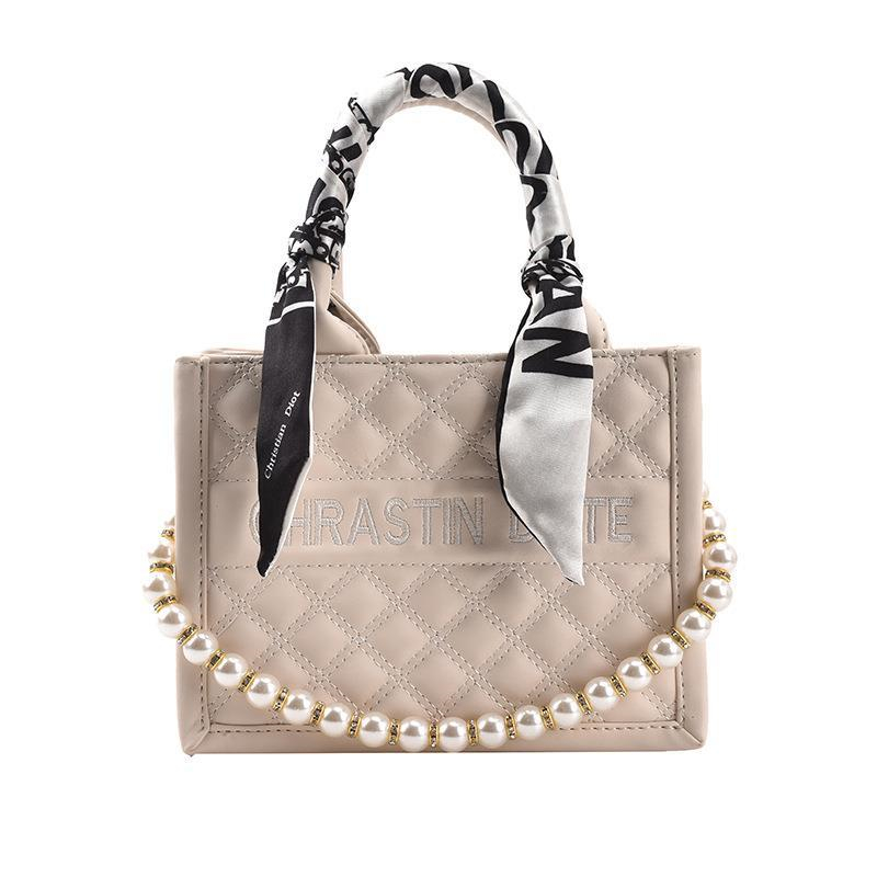 2025 new free shipping designer shoulder bag Vintage Plain casual versatile Tote package for woman white