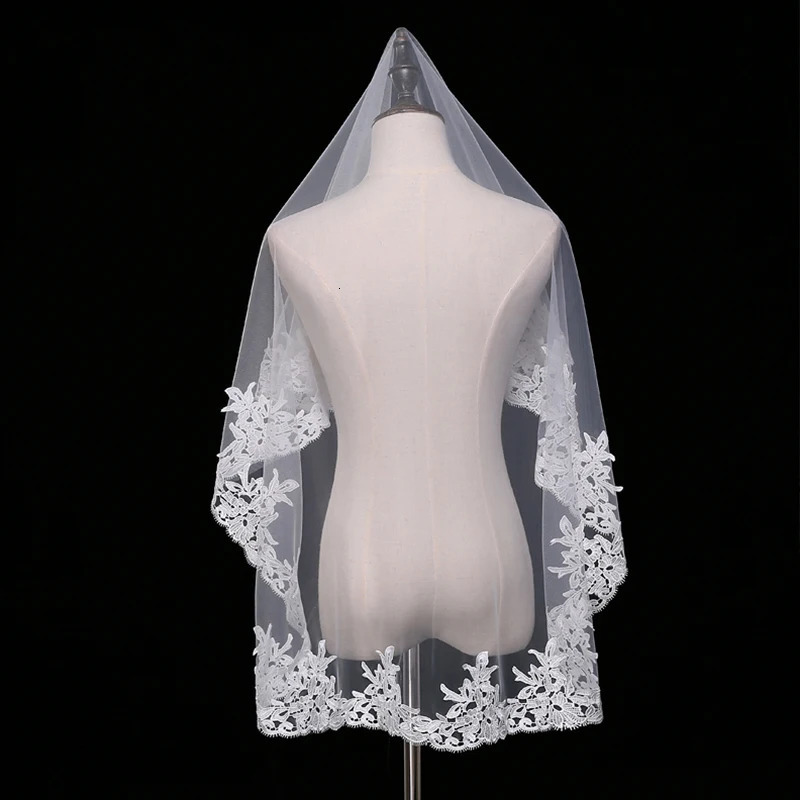 Elegant Two Layers Lace Bridal Veil With Comb Women Wedding Veil White Ivory 250117