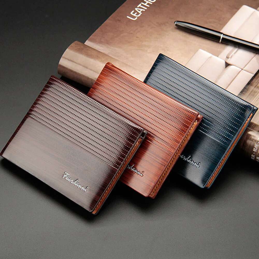 2025 New Customized Name Engraving High Quality Short Card Male Purse Vintage Coin Holder Men Wallets