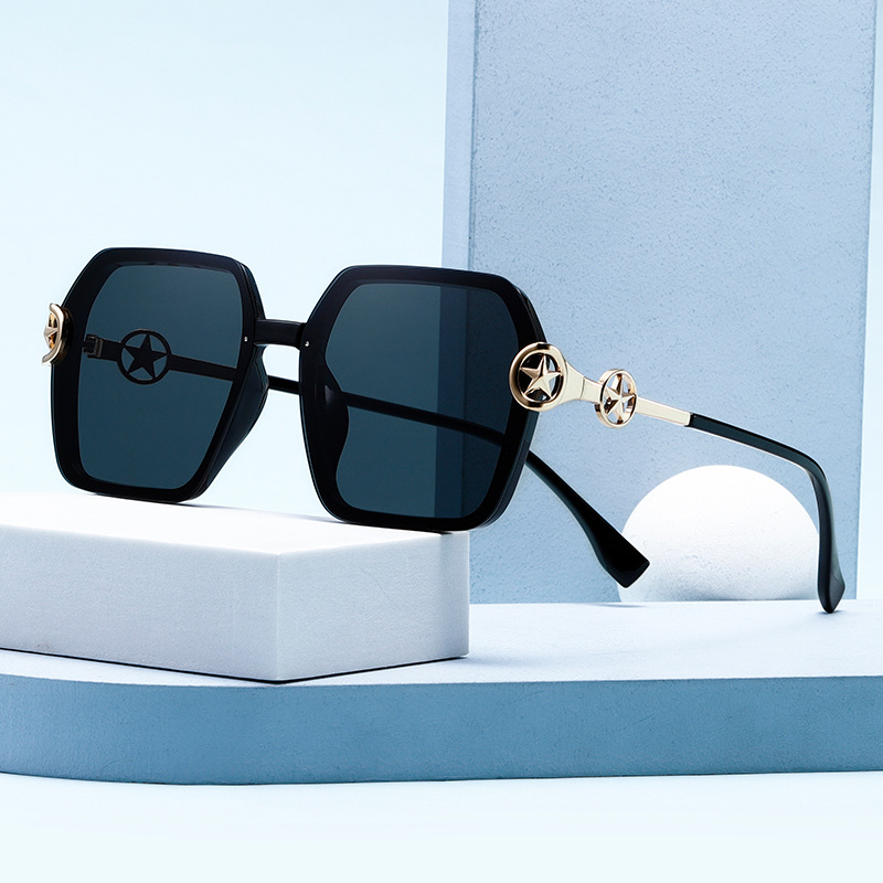 New fashion sunglasses Square frame glasses Men's and women's fashion sunglasses wholesale 2007