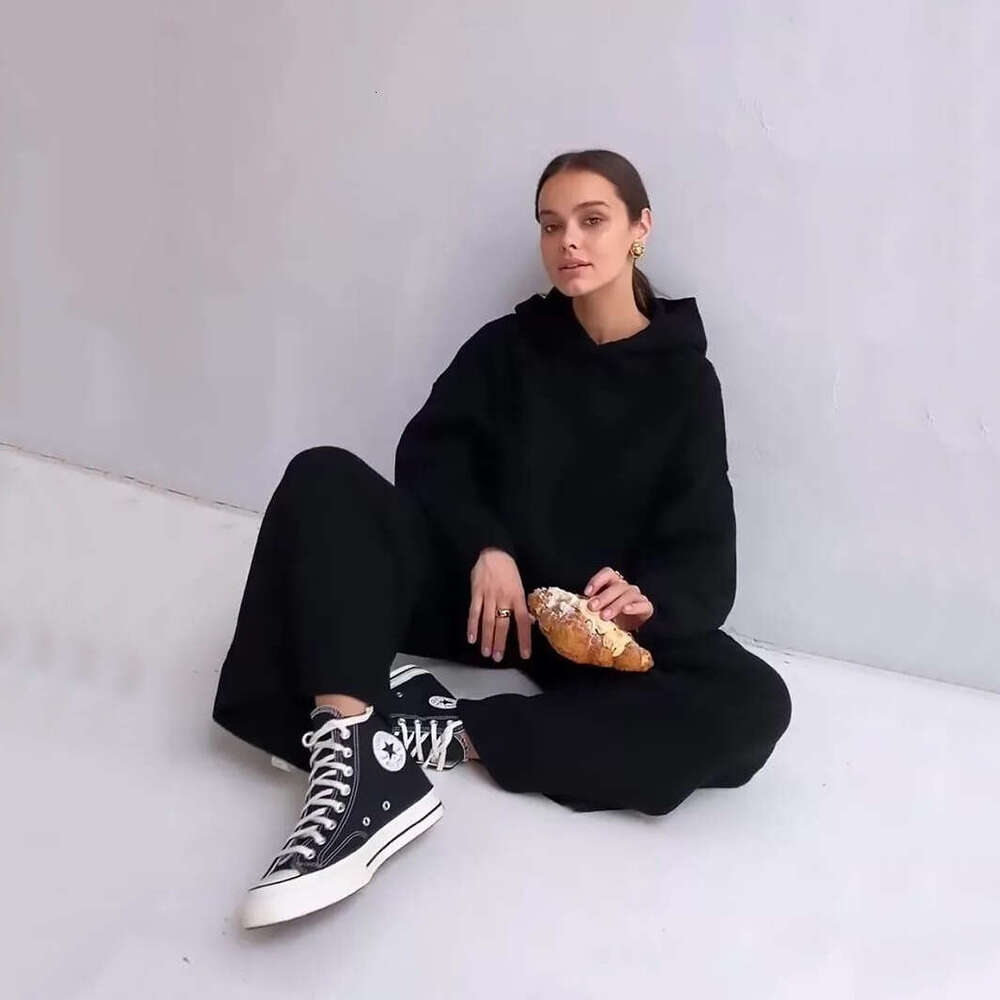 2025 hot selg European American autumn and winter women's sports hoodie two-piece set new casual versatile fashion clothing