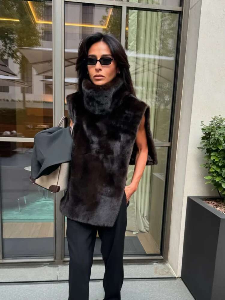 Fashion Solid Turtleneck Soft Faux Fur Women's Vests Elegant Thick Warm Cape Sleeveless Jackets 2024 Female New High Streetwear