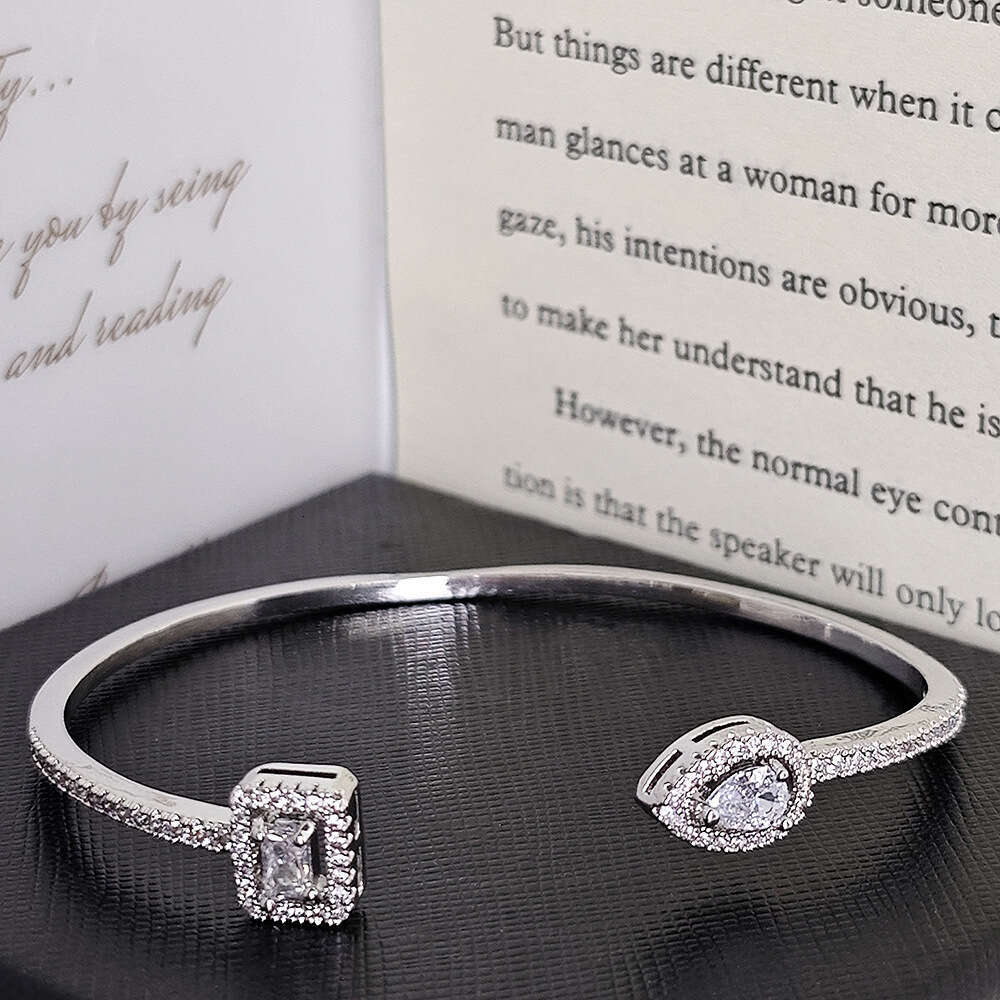 Classic Bracelet for Women Bangle Stainless Steel Designer Cuff Jewelry Party Gift high-end handmade accessories for women very ni