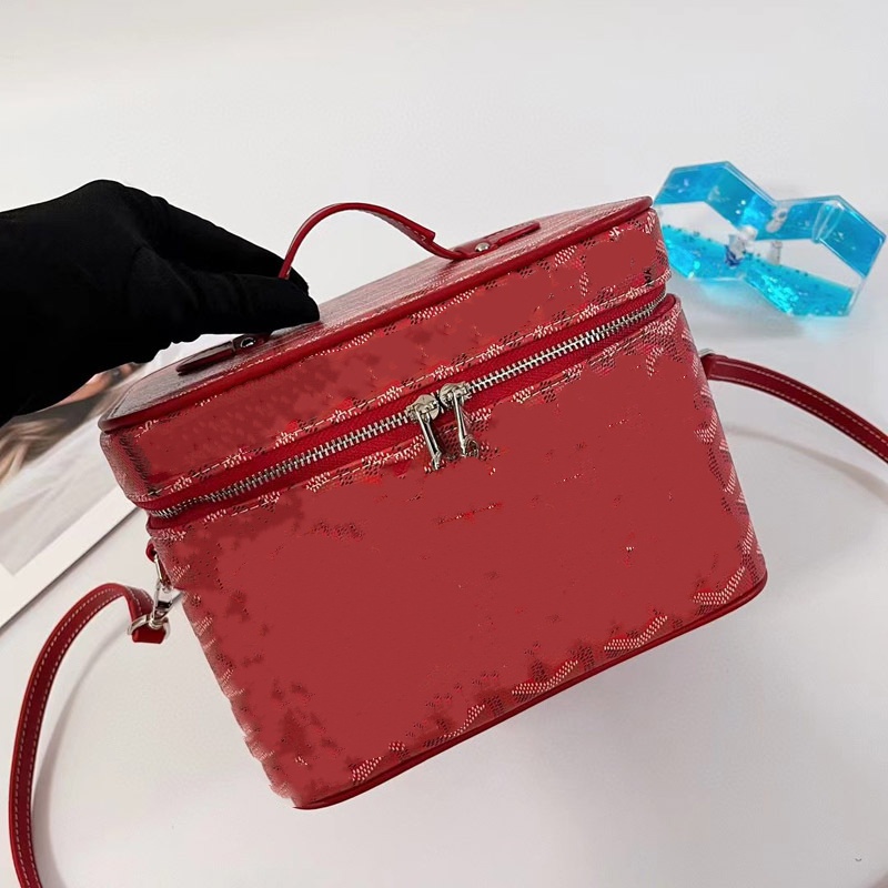 Designer bag Women's mini cosmetic bag crossbody Bag CLASSIC Shoulder handbag with gift box Wallet On Chain caviar