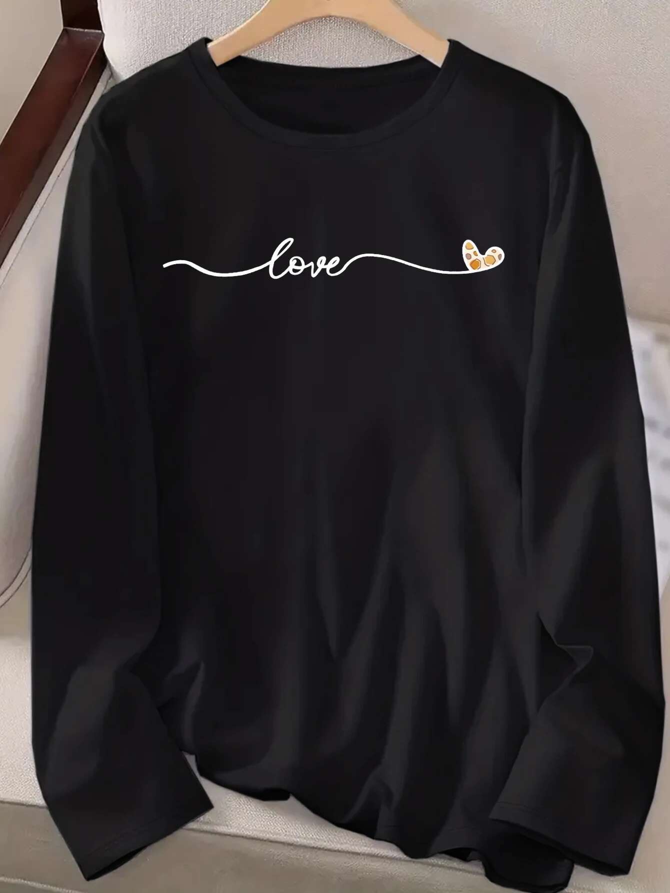 Spring And Autumn Women's T-shirt New Fashion Women's Black Casual Letter Printed Long Sleeved Designer T-shirt