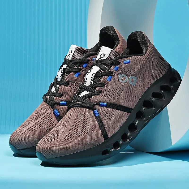 New Running Shoes Men Mesh Lightweight Flat Outdoor Gym Jogging Shoes Cfortable Tennis Shoes Cushioning Sneakers Man Z250411