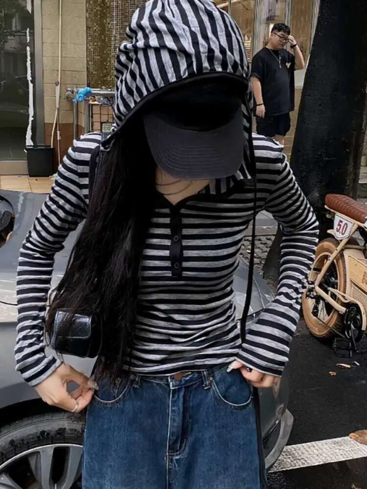 Cotton Striped Designer Hooded Long Sleeved Shirt For Women's Early Autumn Plus Size Round And Chubby Design Slim Fit T-shirt