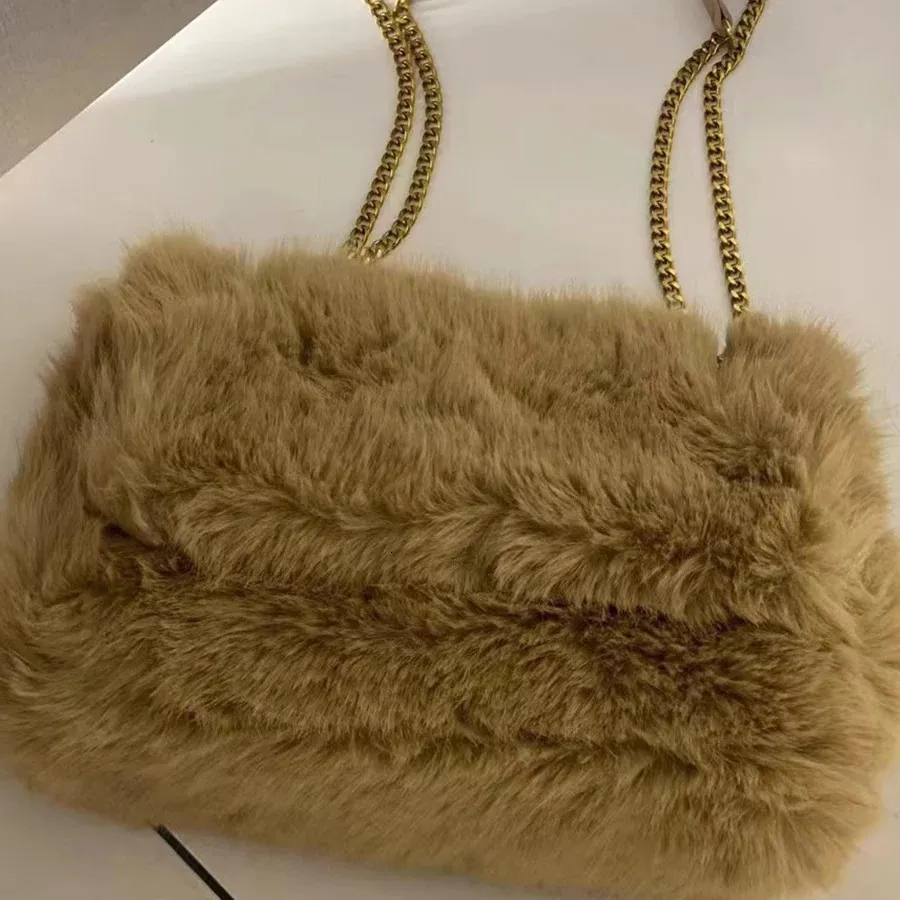 Women's Luxury Faux Fur Tote Bag Spacious Shoulder Shopper with Chain Detail for Winter Elegance