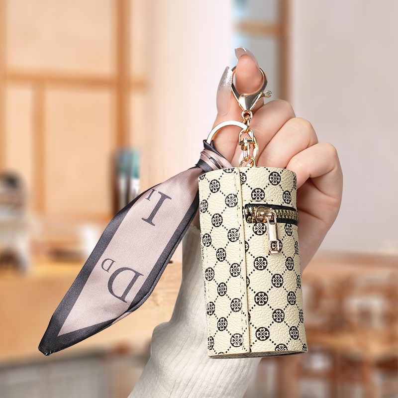 2025 High luxury coin purse pendant earphone bag Lipstick mini keychain bag Retro bucket mouth red envelope simple pendant cash