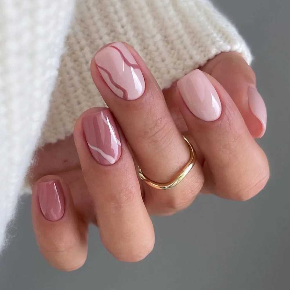 24Pcs Brown Wearable Fake Nails Simple Leaves Design False Nail Tips Short Round Press on Nails French Full Cover Fake NailW250120