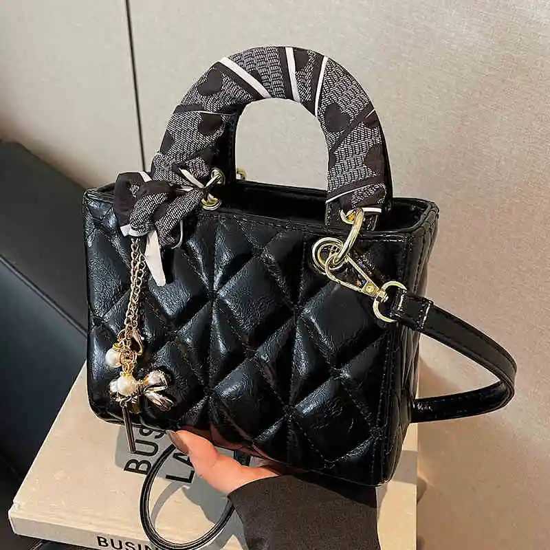 Small Square Bag Red Handbag For Wen Spring Autumn Fiable Design Single Shoder Crossbody Bag High-end Handheld Bags Z250120