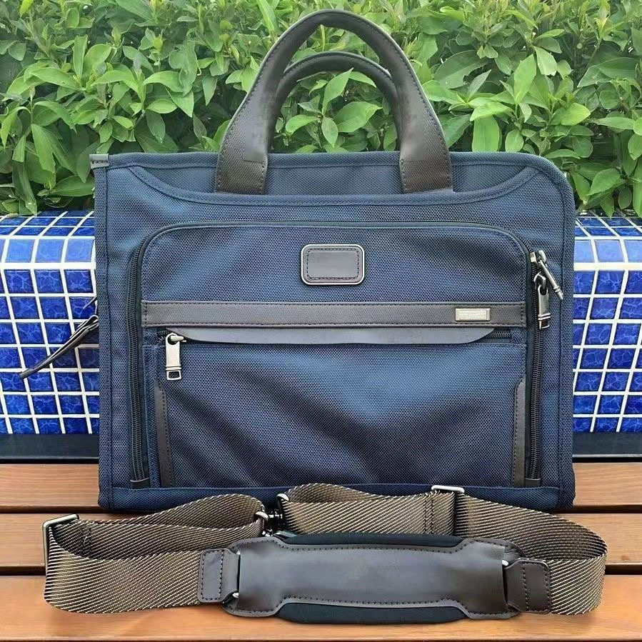 Free Shipping Mens Bag Business Handbag Leather Computer Briefcase 240821 Designer Bag Luxury Bag Tote Bag