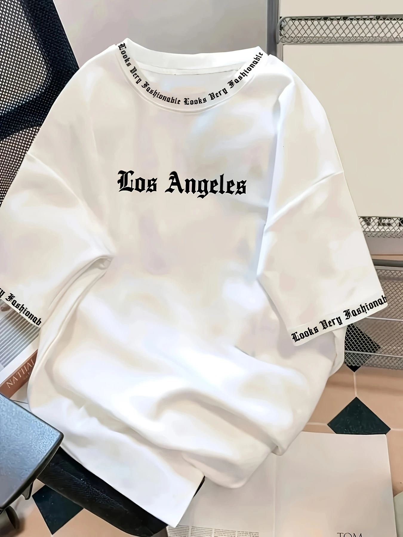 designer t-shirt mens fashion style letter printed round neck tshirt soft and breathable luxury short sleeved summer daily and street casual tees