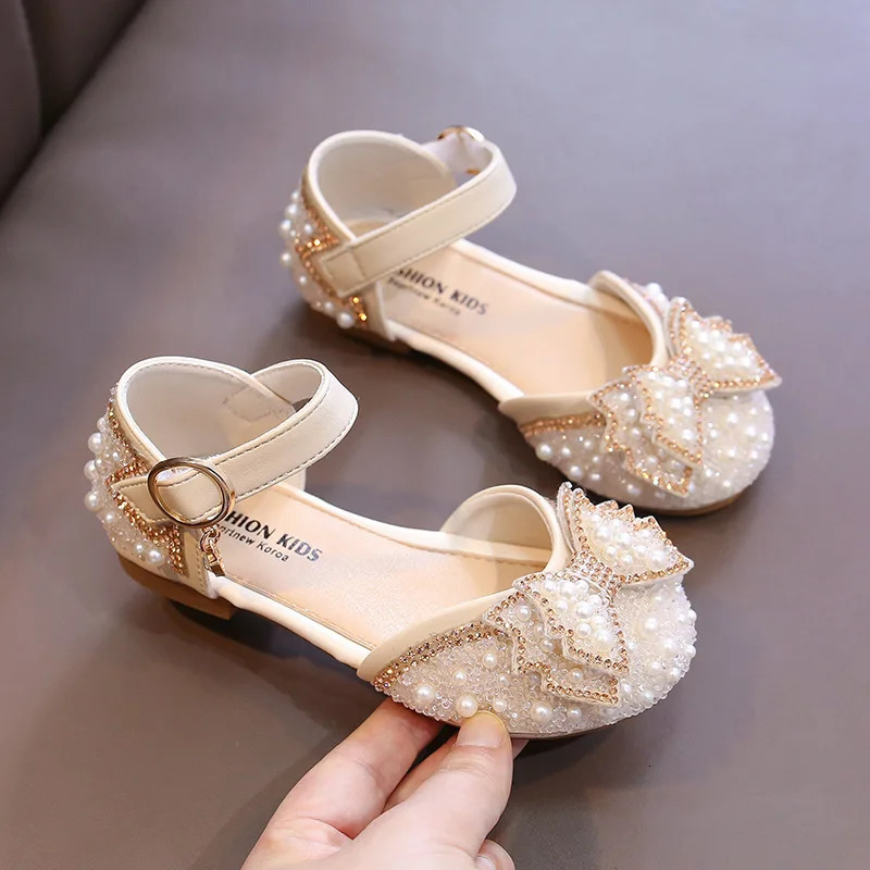 Girls Party Shoes Elegant Rhinestone Fashion Childrens Leather Shoes Versatile Sweet Kids Princess Wedding Dress Flats Sandals 250117