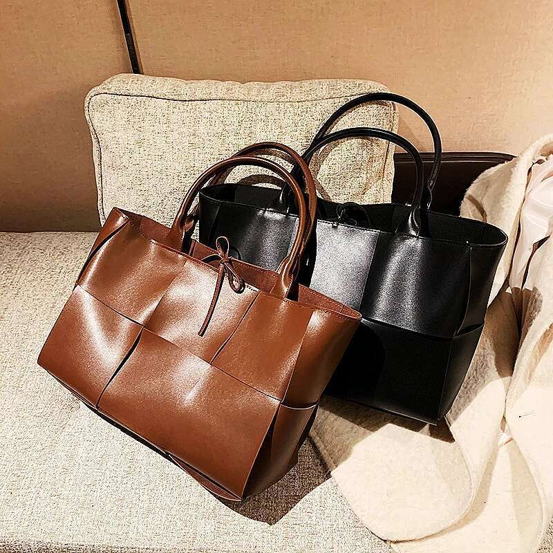 Large Capacity Soft PU Tote for Women 2021 Designer Bag Woven Design Shoulder Shopping Handbags Ladies Fashion Purse