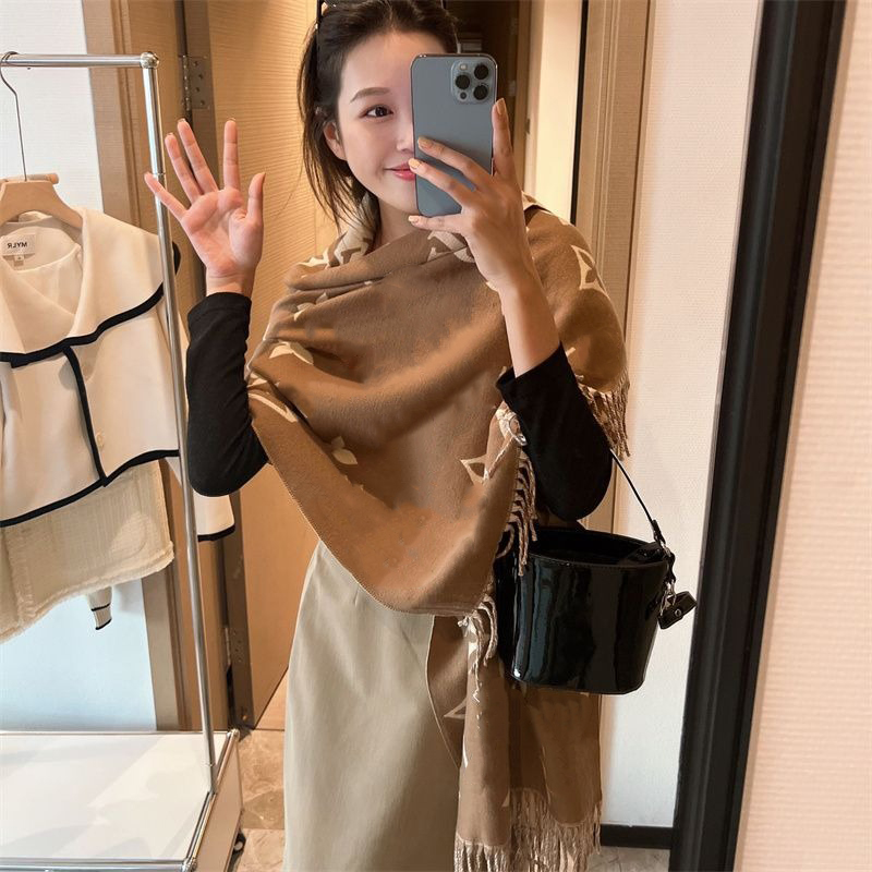 women designer cashmere scarf Winter women and men long Scarf quality Headband fashion classic printed Check Big Shawls Classic floral pattern New gift