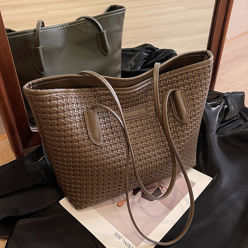 New Designer Minimalist Woven Handbag Large Capacity Computer Bag Casual Multifunctional High-quality Wallet Card Bag Outdoor Tote Bag