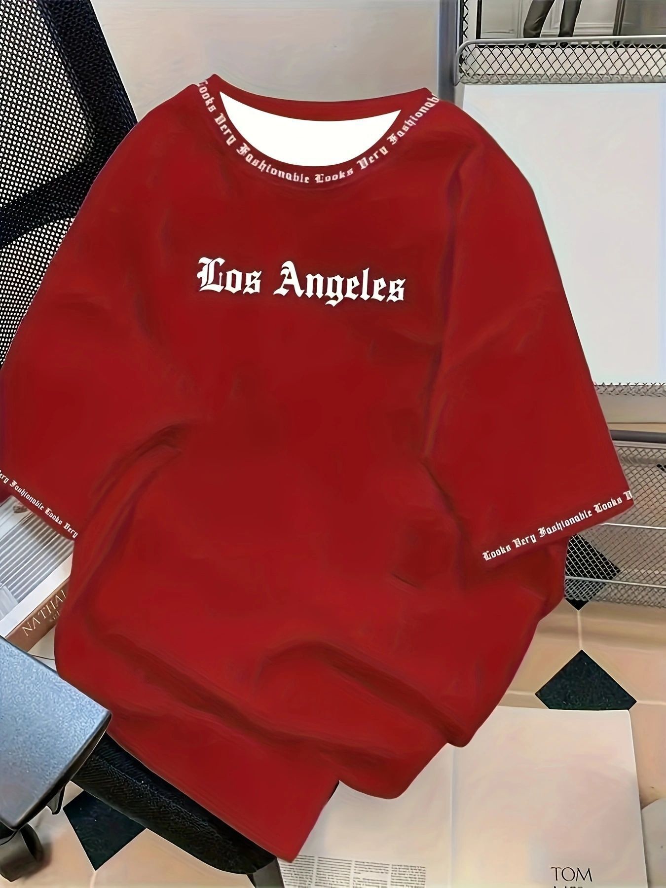 designer t-shirt mens fashion style letter printed round neck tshirt soft and breathable luxury short sleeved summer daily and street casual tees