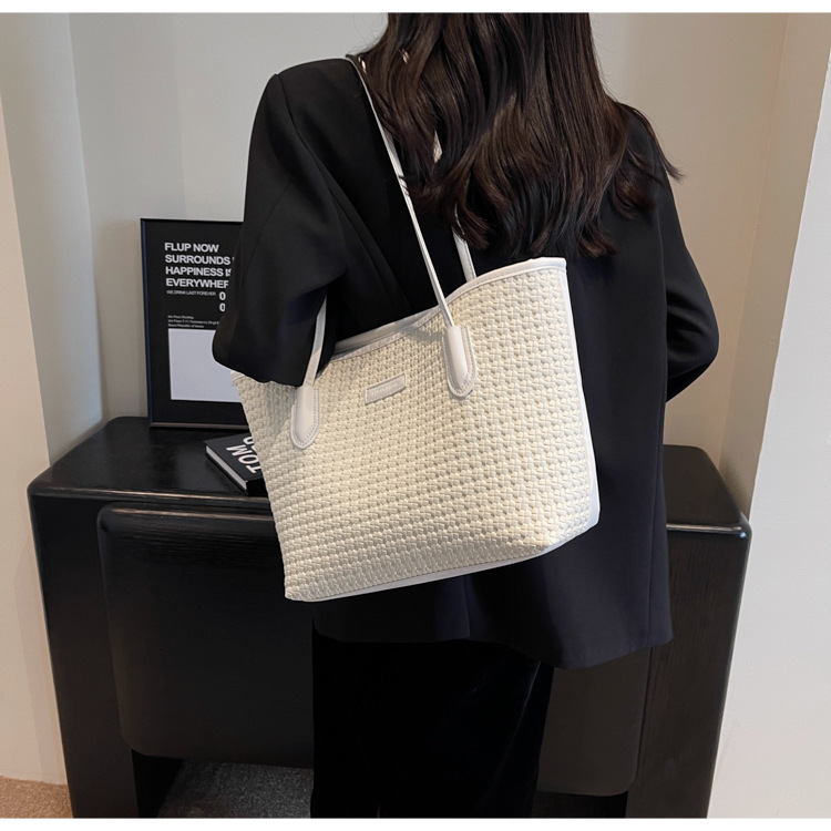 New Designer Minimalist Woven Handbag Large Capacity Computer Bag Casual Multifunctional High-quality Wallet Card Bag Outdoor Tote Bag