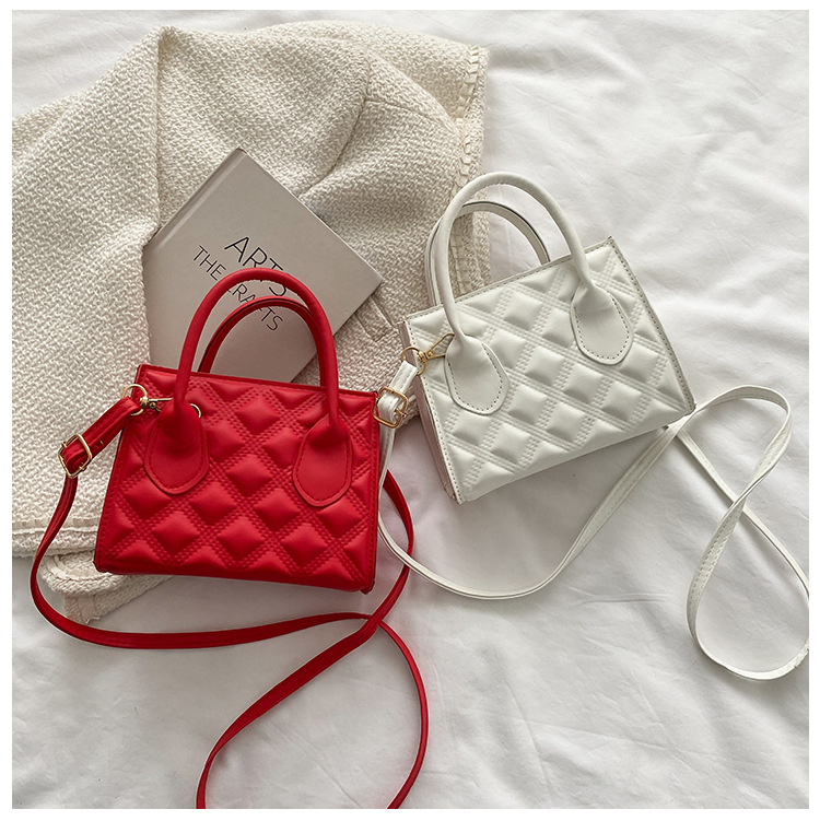 Women's Crossbody One-shoulder Small Square Retro Texture New Trendy Fashion Simple Personality Hand Messenger Bag 2025