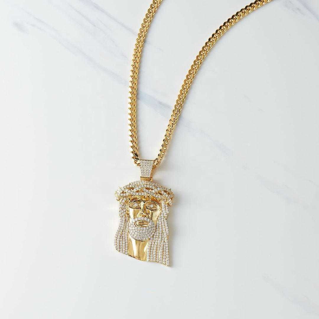 2025 Designer pendant Solid S925 Silver Iced Out Moissanite Vvs Diamond Jesus Head Sliver Necklaces Men Pendant Christian Jewelry