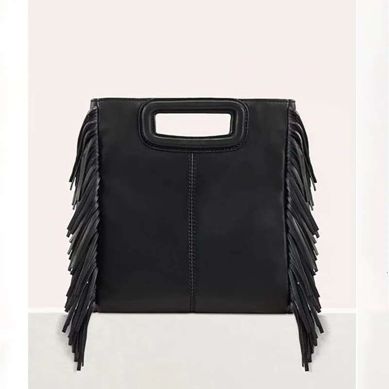 2024 New Women Stylish Shoulder High Quality Black Sheepskin Crossbody Design Ladies Vintage Leather Bag