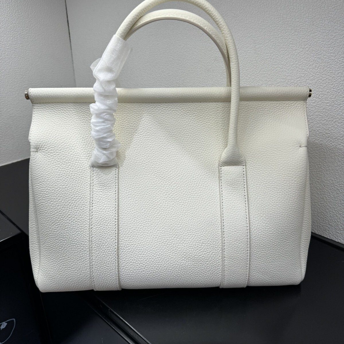 Bag 2025 Head Layer Leather Handbag, Same Style As Liu Shishi Loom Large Capacity Tote Bag, Commuter Women's Bag