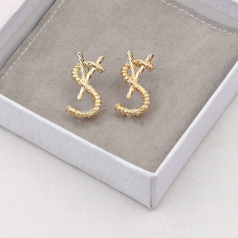 Luxury Earrings Women Jewelry Designer Earrings Brand Letter Stud Earrings Fashion Party Wedding Engagement Lovers Gift