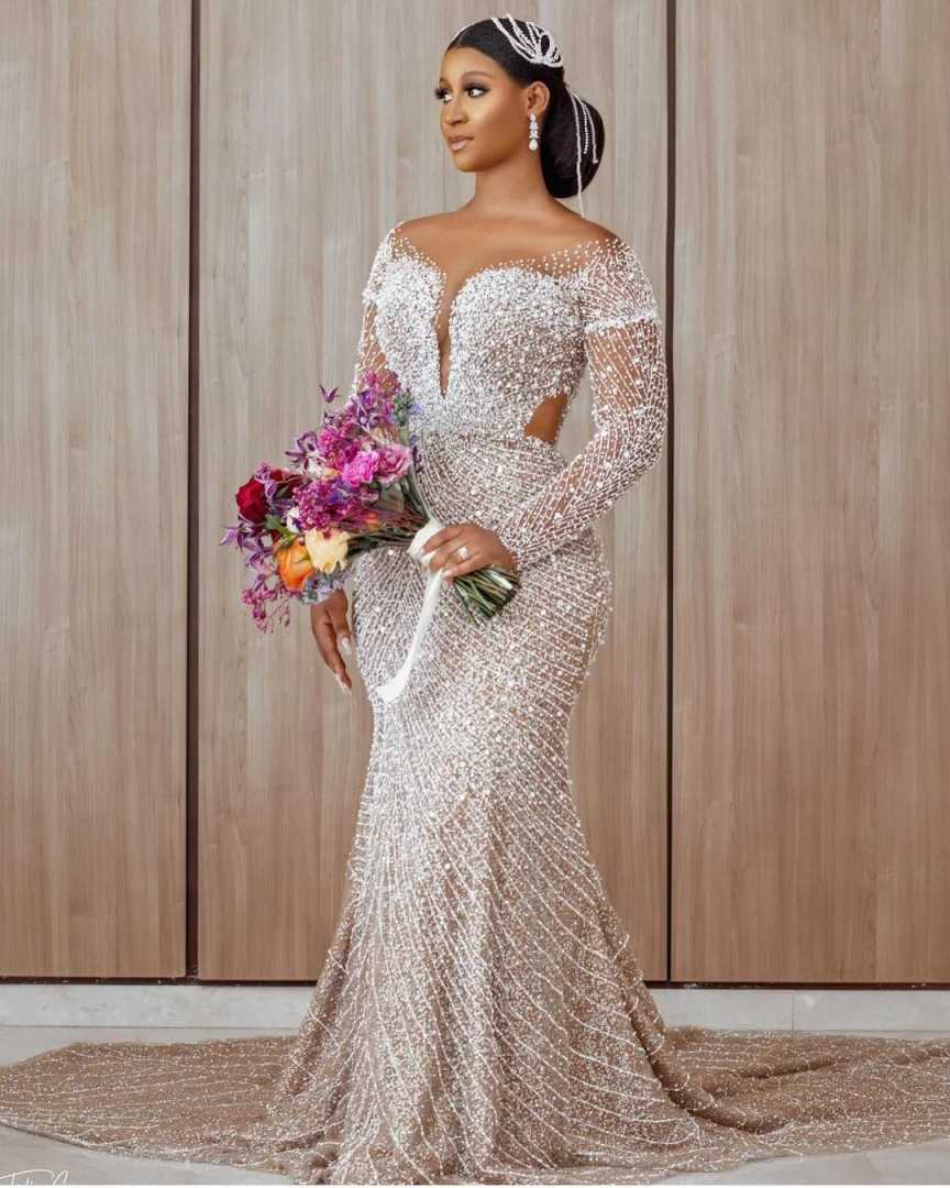 Shiny Mermaid Wedding Dresses Illusion Sheer O Neck Long Sleeve Beads Bridal Gowns Custom Made Bride Dress