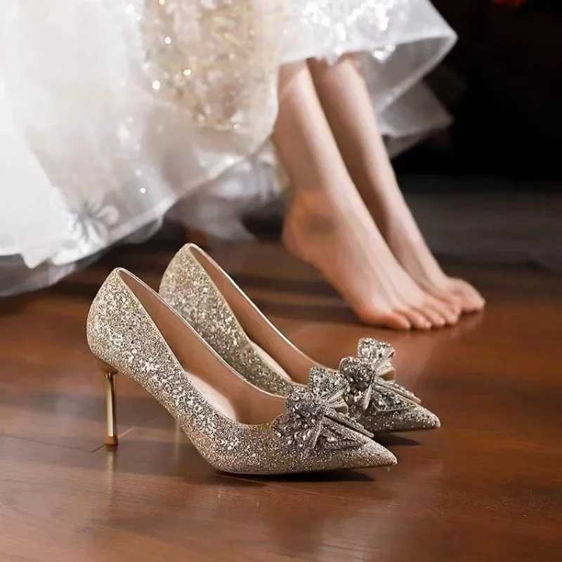 Pointed New Toe Thin Fashion Sexy Super Heel Hot 12Cm Large Gold Sier Wens Shoes High H Banquet Z250121