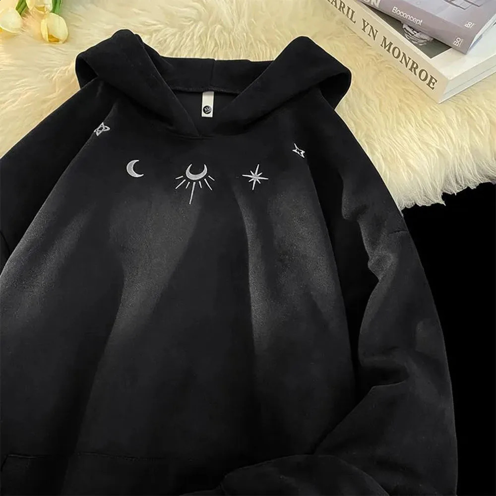 Retro Moon God Embroidery Sweatshirts For Women Drawstring Hooded Harajuku Autumn Winter Loose Trend Gray Suede Hoodies Tops 250113