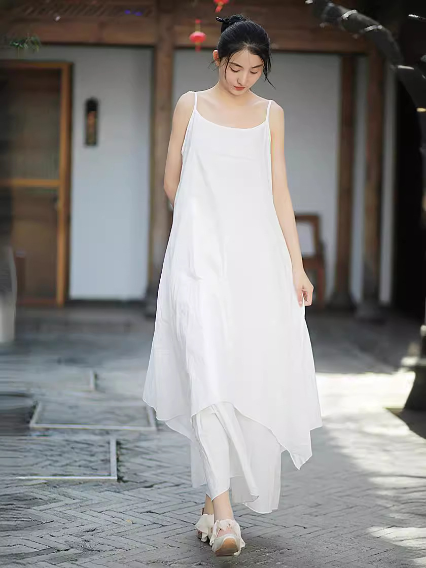 T5160 Dark Yamamoto style wood ear lace pinch pleated literary and elegant suspender skirt black and white dress