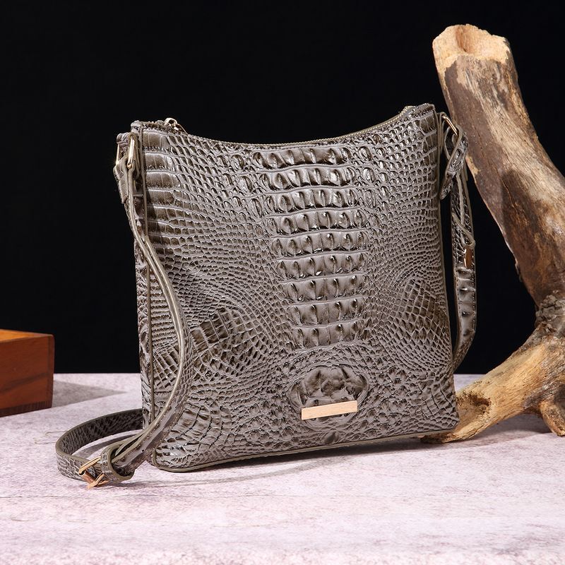 Retro Women's Bag Multi-Color Crocodile Pattern Brahman