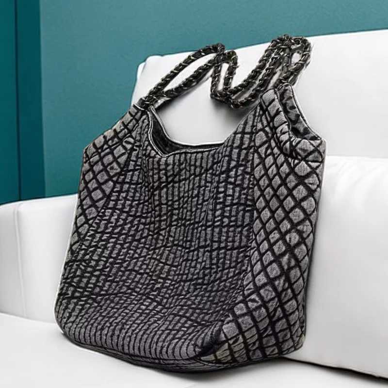 New Arrival Large Capacity Tote Bags For Women Luxury Designer Handbags And Purses New In Denim Cloth Embroidery Rhombus Chain Shoulder Z250118