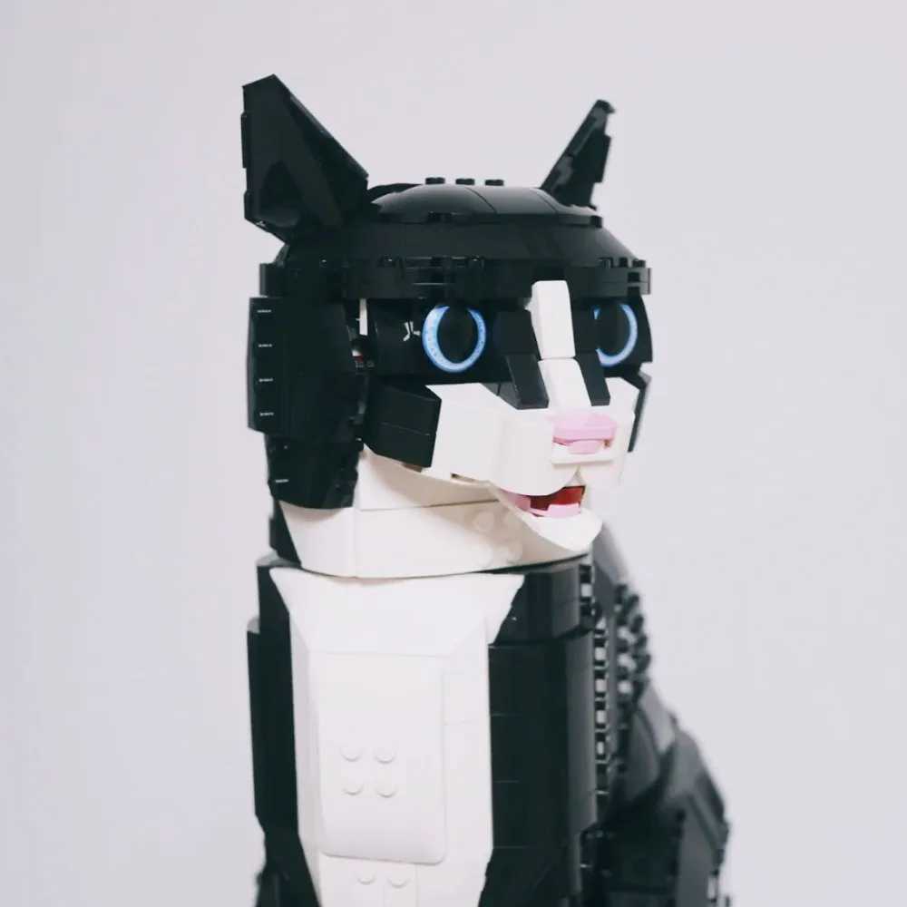 1710Pcs MOC New 21349 Tuxedo Cat Building Blocks Creative Animal Assembly Toy Diy Educational Puzzle Toys Gift W250115