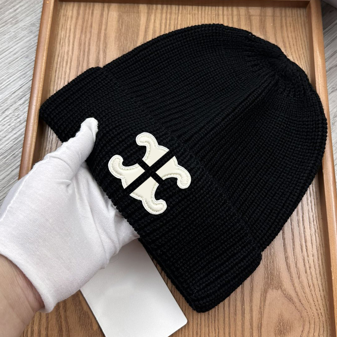 TOP designer beanie good material embroidery Luxury Knitted Hat Classic UNISEX trend autumn winter Elegance versatile temperament Casual fashion warm gift NICE