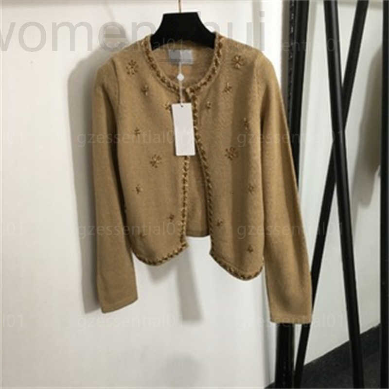 Women's Sweaters designer Cardigan Short Sweater Designer Womens Heavy Duty Beaded Long Sleeve Knitted Cardigans Jackets Autumn Thin Outdoor Daily Wear Jacket RIQ1
