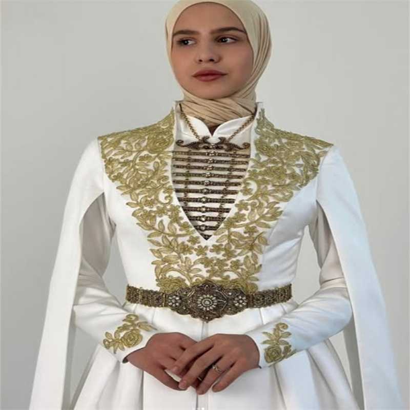 Saudi Arabic Caucasian Wedding Dress With Gold Appliques Muslimah Moroccan Caftan Bridal Dress Muslim Egypt Civil Islamic Vestio De Novia 2025 Robe De