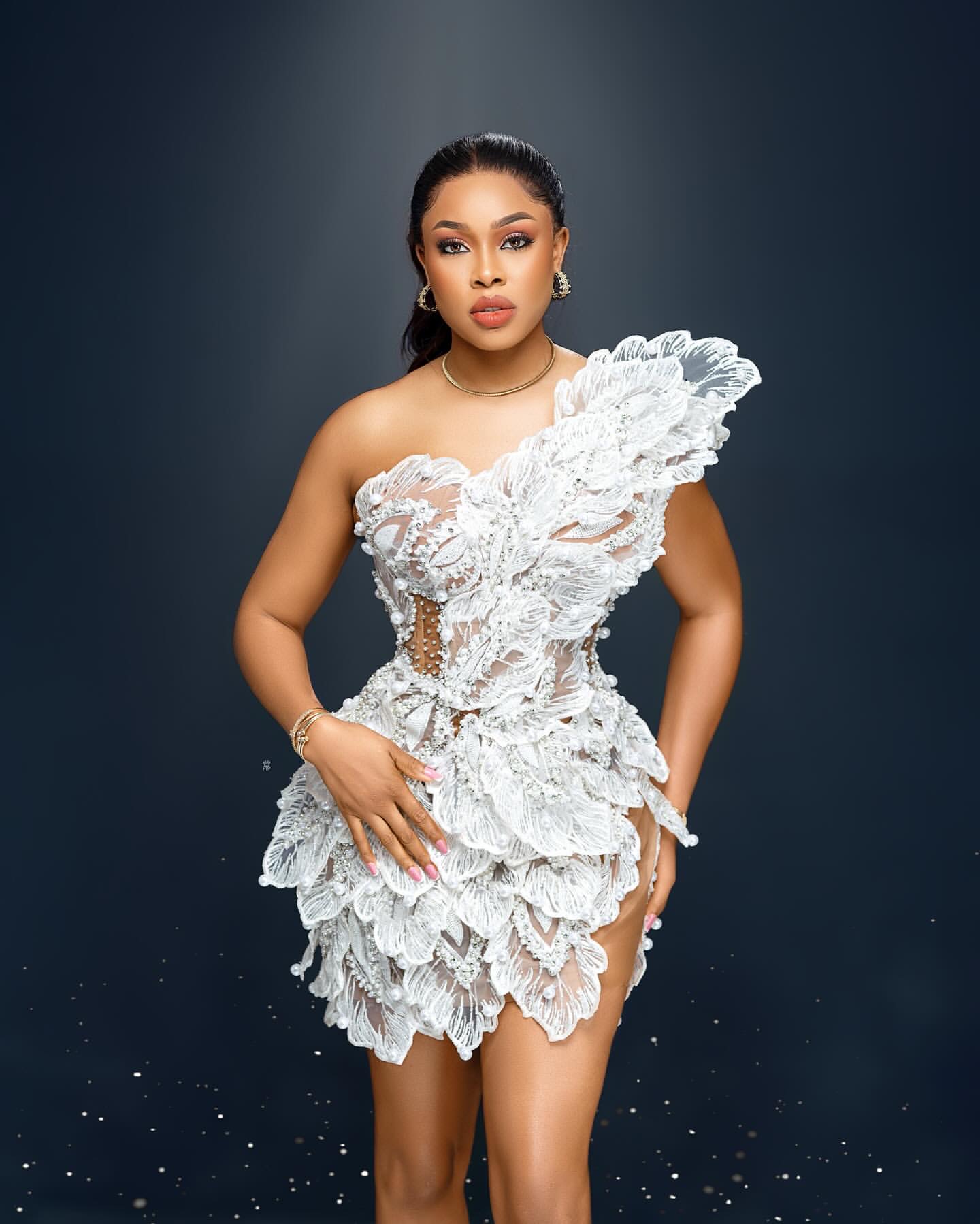 Ivory Illusion Cocktail Dresses Prom Evening Floral Lace Beaded Pearls Mini Short Party Graduation Homecoming Birthday Holiday Club Gowns Dress