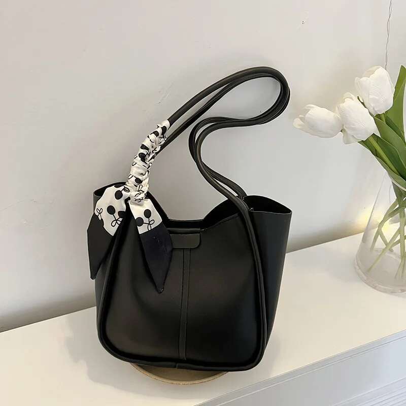 TRAVEASY Fashion Summer Scarves PU Leather Bucket Tote Bags For Women Casual Patchwork Large Capacity Female Armpit Hand Bag