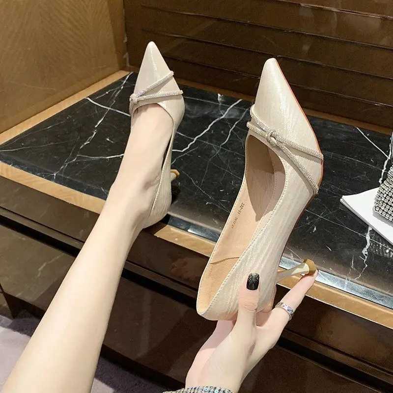 Ladies Pumps Black Rhinestone Dia Wedding Hot Bride Shoe With Heel Wens New Shoes Crystals Elegant Dress A Lastest Wholes Chic Z250121