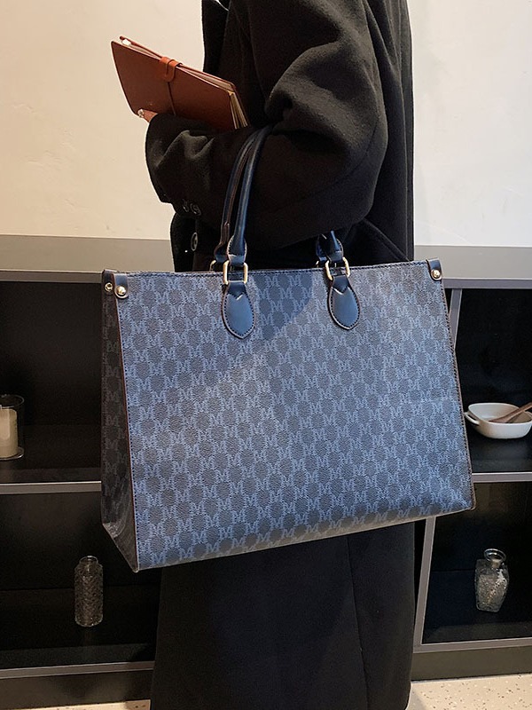 Ladies 2025 new fashion portable shopping bag large capacity commuter Tote bag